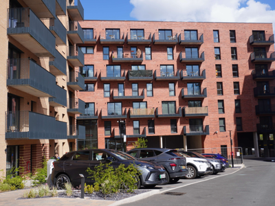 Unfurnished 3-bedroom Apartment - 74 Brinksway image