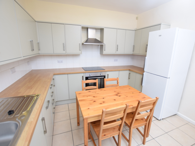 An Excellent Shared House share for Rent in Nottingham image