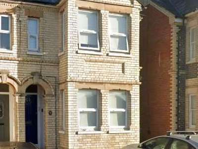 6 BED ALL ENSUITE 1 STUDIO HMO  image