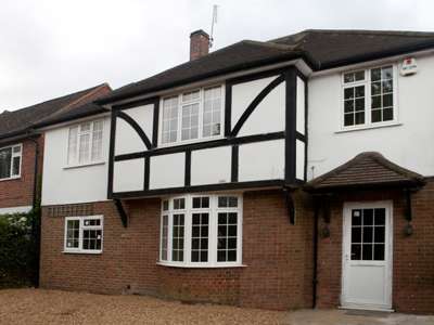 🚨Walking Distance To Cressex Business Park🚨 image