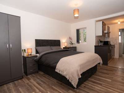  🏠 Your Own Private Studio – All Bills Included image