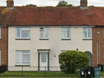 Dersingham Close image