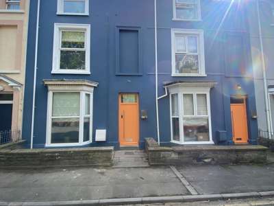 Carlton Terrace image
