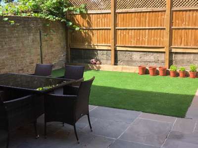 Gorgeous Flat with Bright and Lovely Garden in Battersea image