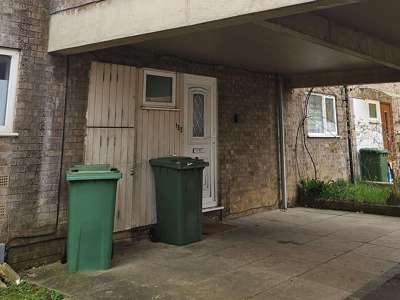 Rooms available in Bretton furnished or unfurnished image