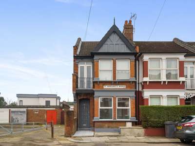 St. Margarets Avenue image