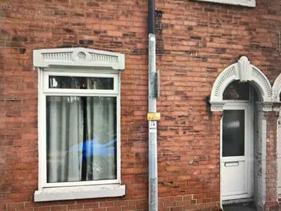 🏡 Traditional HMO Living at 74 Mayfield Street, Hull image