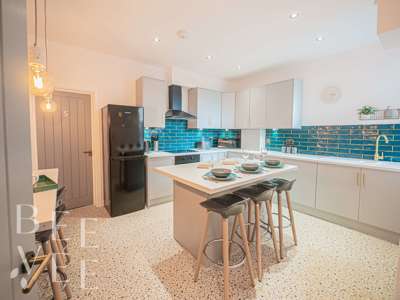 A Happy Houseshare for Rent in Peterborough image