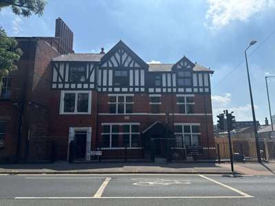 Tudor House image