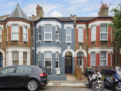 🌺 Large Victorian Terraced Property in Tottenham, N17 🌺 image