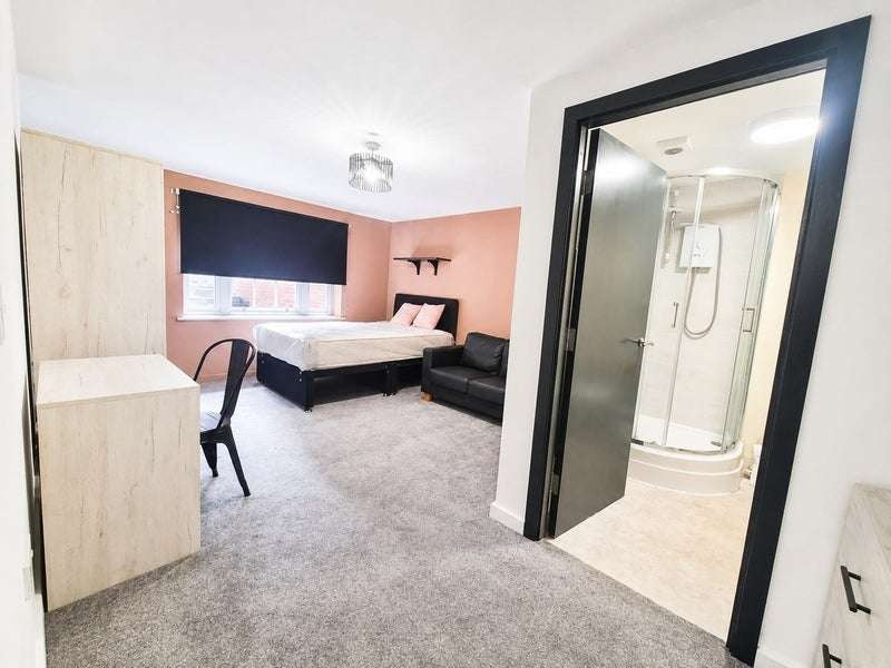 Flat 1, 8 Marmaduke Street image