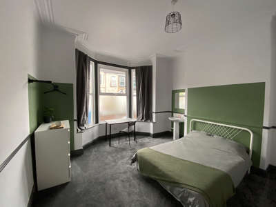 Huge Double Room image