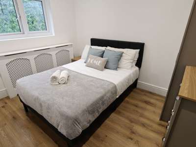 Amies Street image