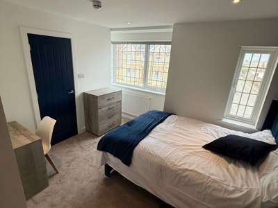 Brand New Luxury Hmo - BH12 image