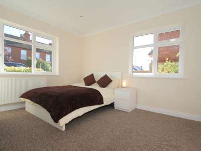 Windsor Road image