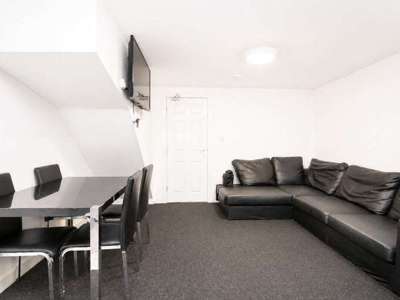 Bigham Road image