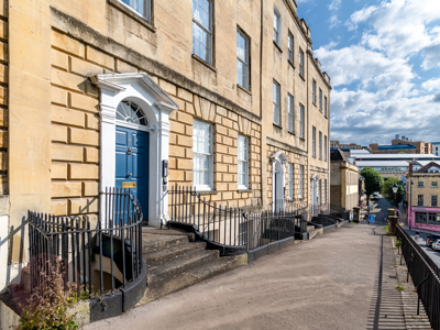 🏡 Your Bristol Student Era Starts Here image