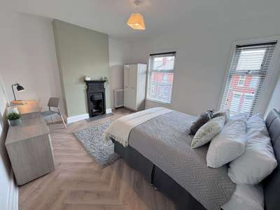 Orford Avenue image