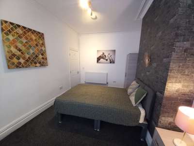 A Brilliant House Share share for Rent in Stoke-on-Trent image
