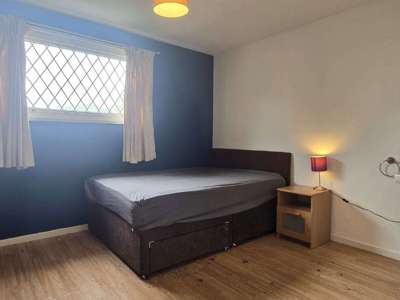 A Quality Shared House share for Rent in Peterborough image