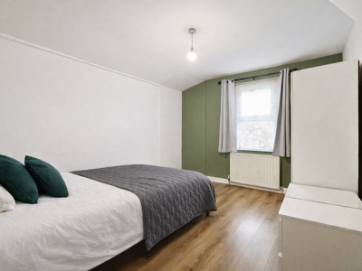 A Quality Houseshare share for Rent in South Ealing, London image
