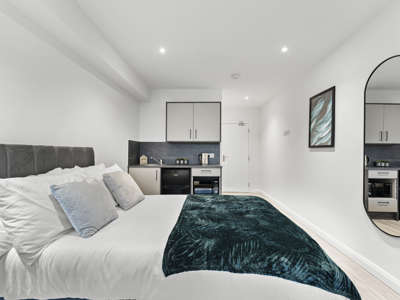 Stylish, Stress-Free Studios image