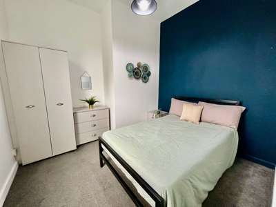 Greenhead Road image