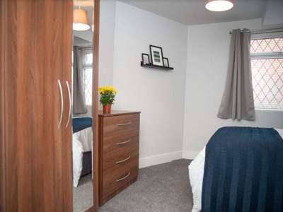 Netherton Road image