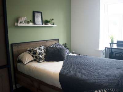 5 bedroom HMO image