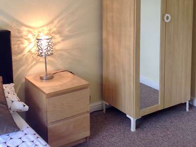 Pinefields Close image