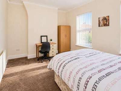 Malden Road image