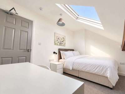 Romer Road image