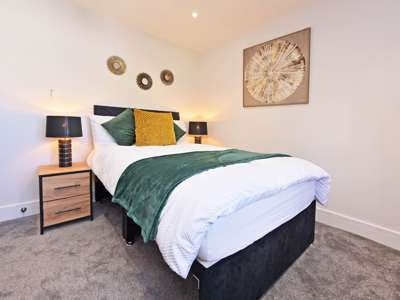Soooo close to Stoke hospital, come and see… image