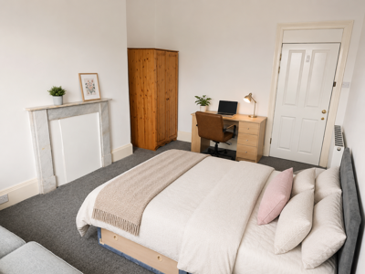 Beautiful large clean shared house in quiet leafy South Cliff area image