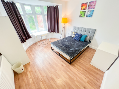 Watford Way image