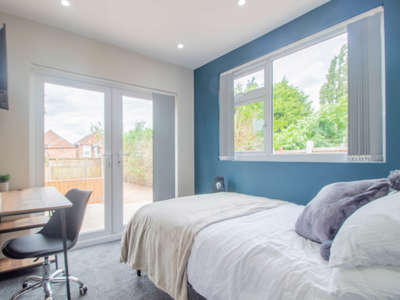 Frederick Road image