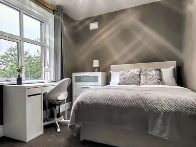 Premium house share in Fulwood! image