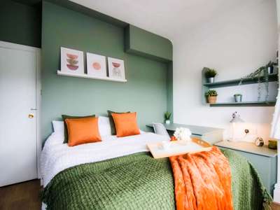 Stunning 7 Bed House Share in a gorgeous area in Headingley! image