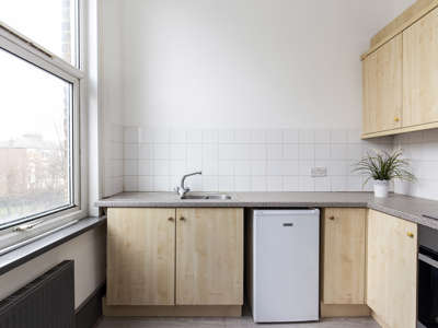 🏡 Modern Victorian Property with Bedsits and their own Private Kitchen 🏡 image
