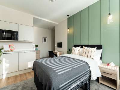 ✨ Luxury Studios on Edge of Manchester City Centre image