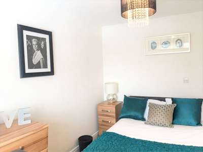 Chinbrook Road image