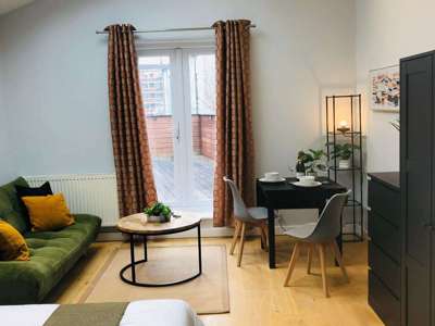 Aldbourne Road image