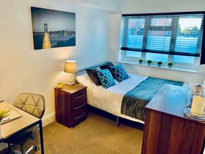 Oakmead Place image