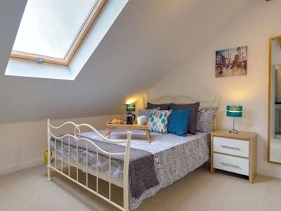 Bloomfield Mews image
