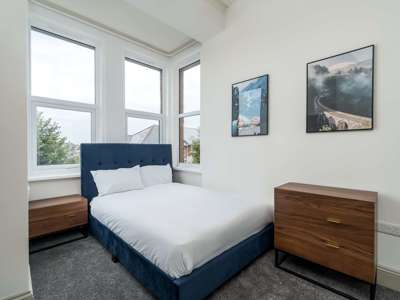 Modern Rooms Available – Queens Road, Plymouth image