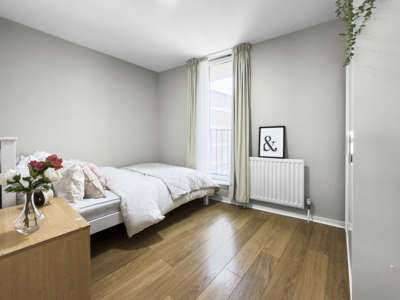 Seven Sisters Road image
