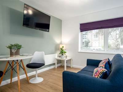 🏡 Modern Student Living in Clifton image