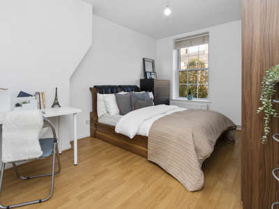 Bell Lane image