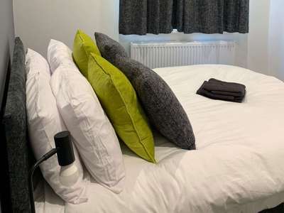Ensuite Double Rooms - 2 Argyle St image