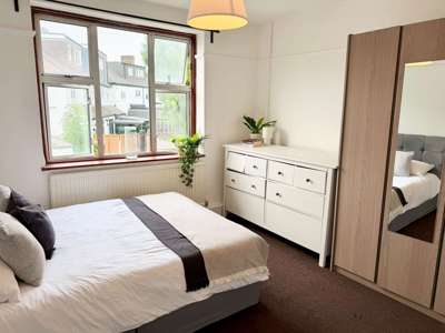 Buckhurst Way image